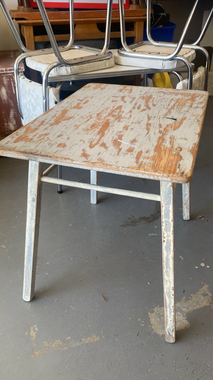 Child’s wooden table , great paint project - photo 2