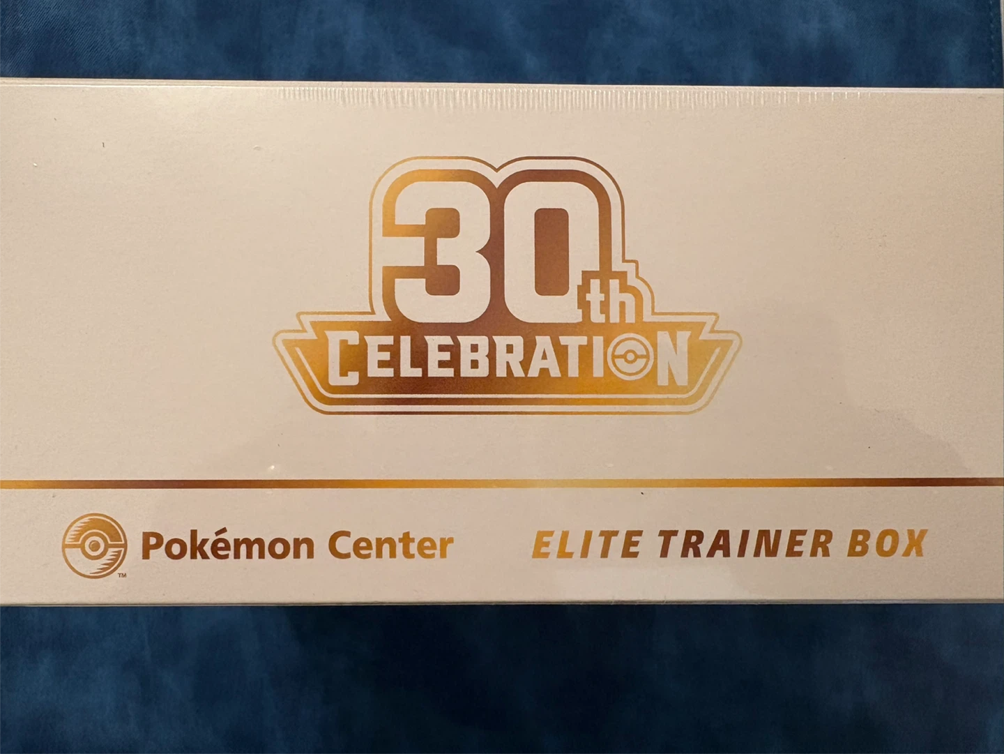 30th Celebration Pokémon Center Elite Trainer Box–Pokémon - photo 2