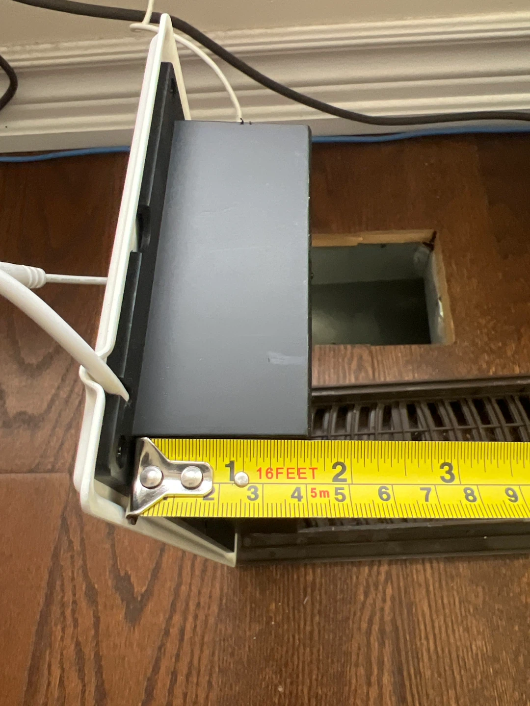AC Infinity AirTap Series Register Booster Fan - photo 4