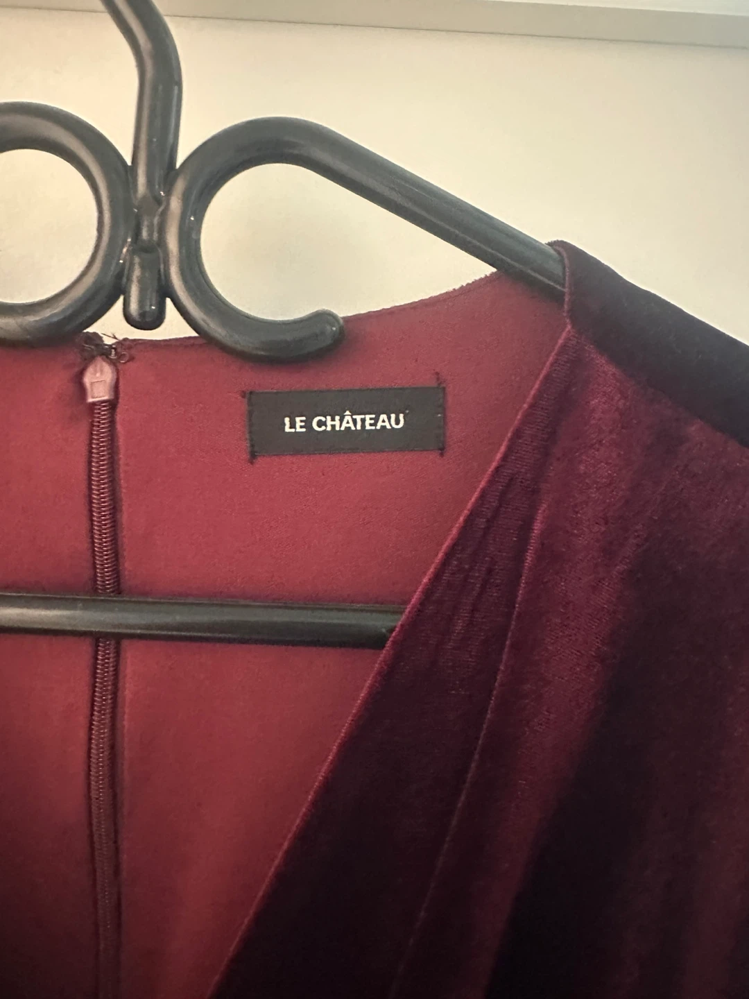 Le Château Burgundy Velvet Dress - photo 2