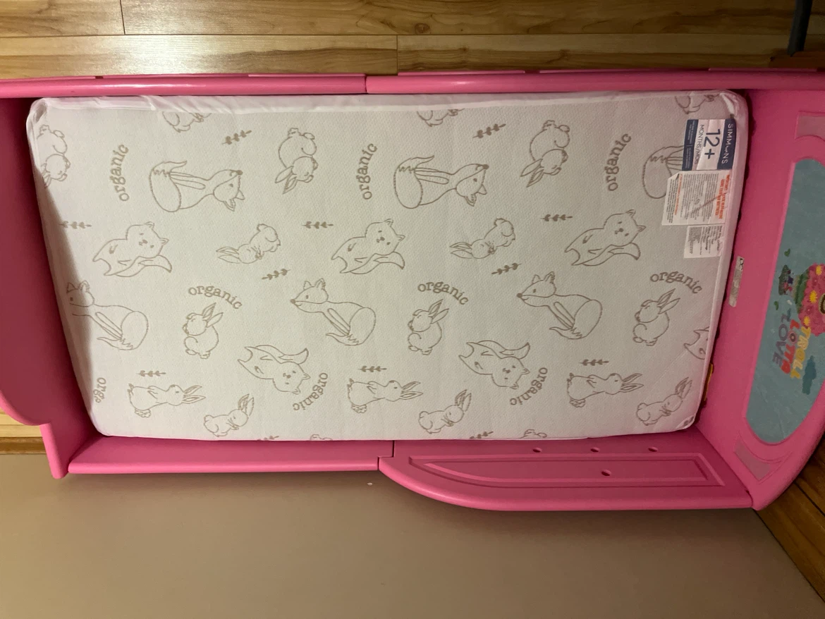 Trolls World Tour Toddler Bed and Simmons Mattress & Protector - photo 5