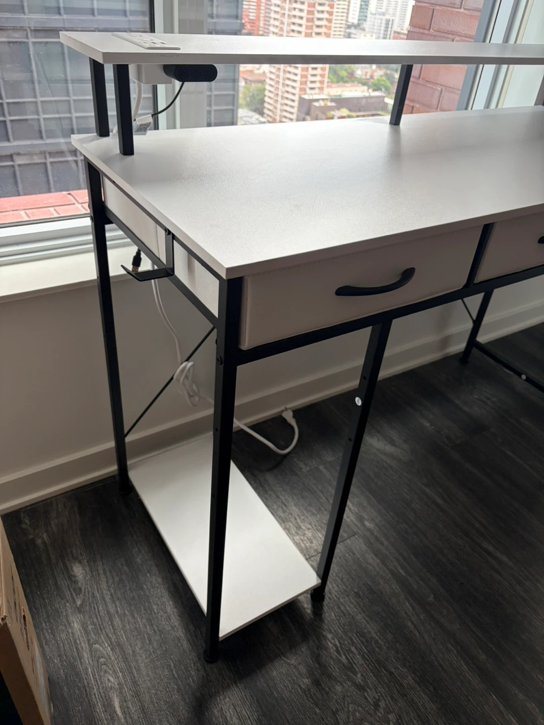 White Computer Desk with Built-in Charging - photo 2