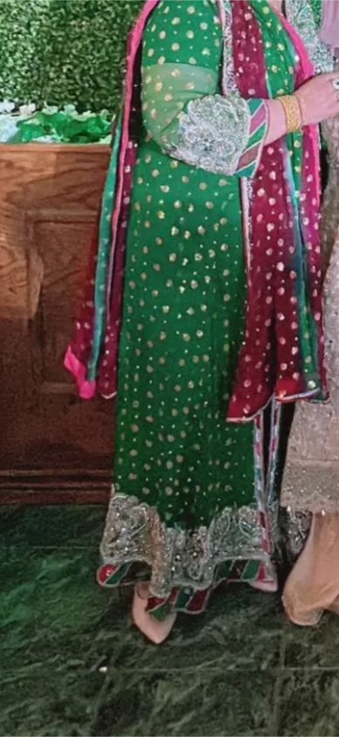 Traditional Green Embellished Outfit - photo 3
