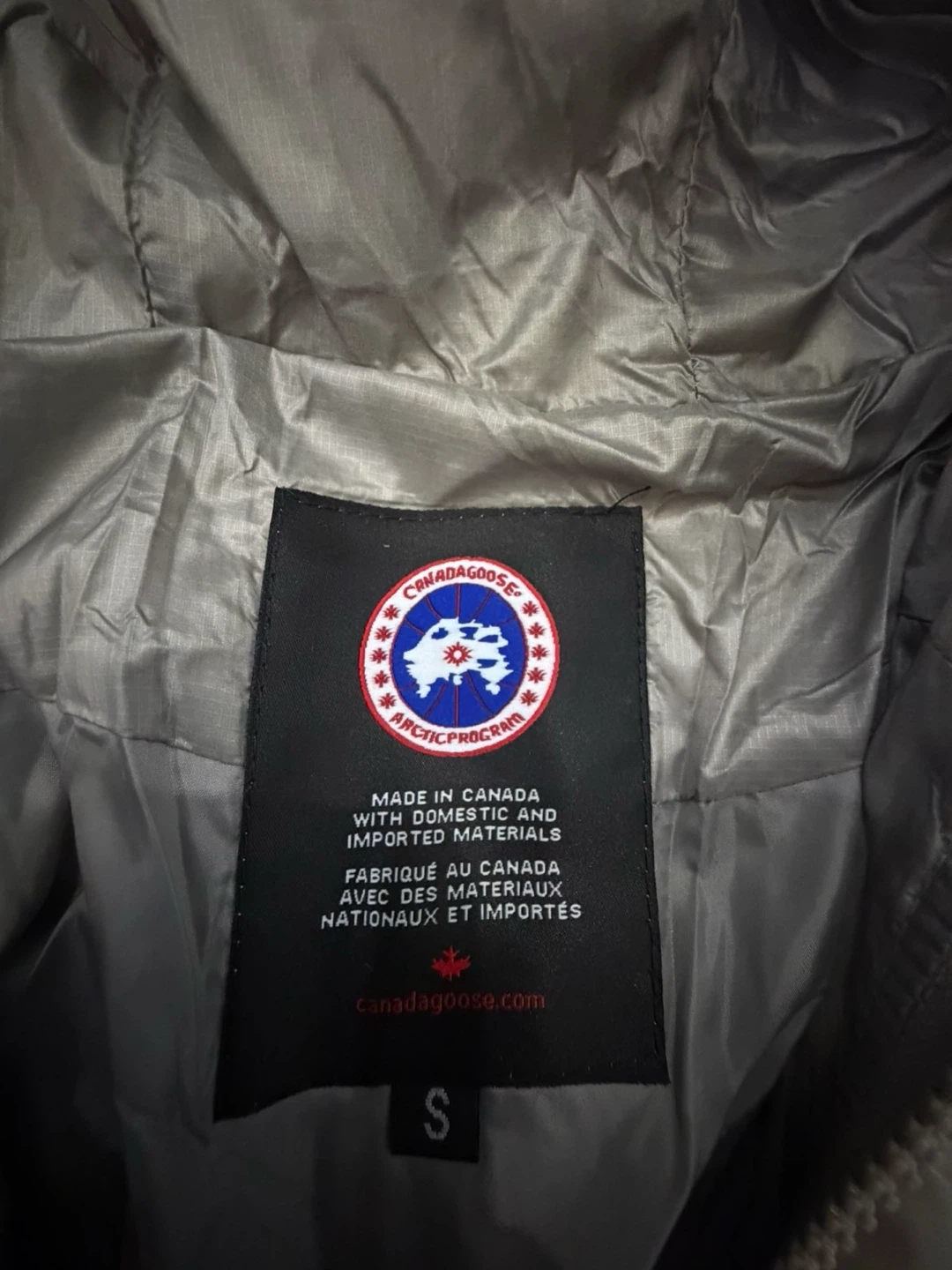 Canada Goose Lightweight Hooded Jacket - photo 4