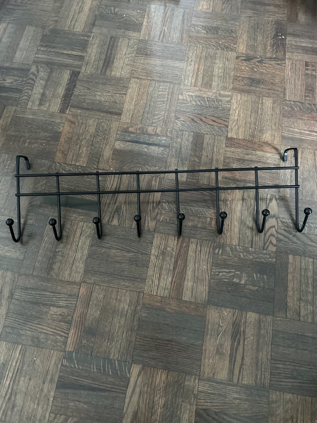Over-the-door hanging hooks
