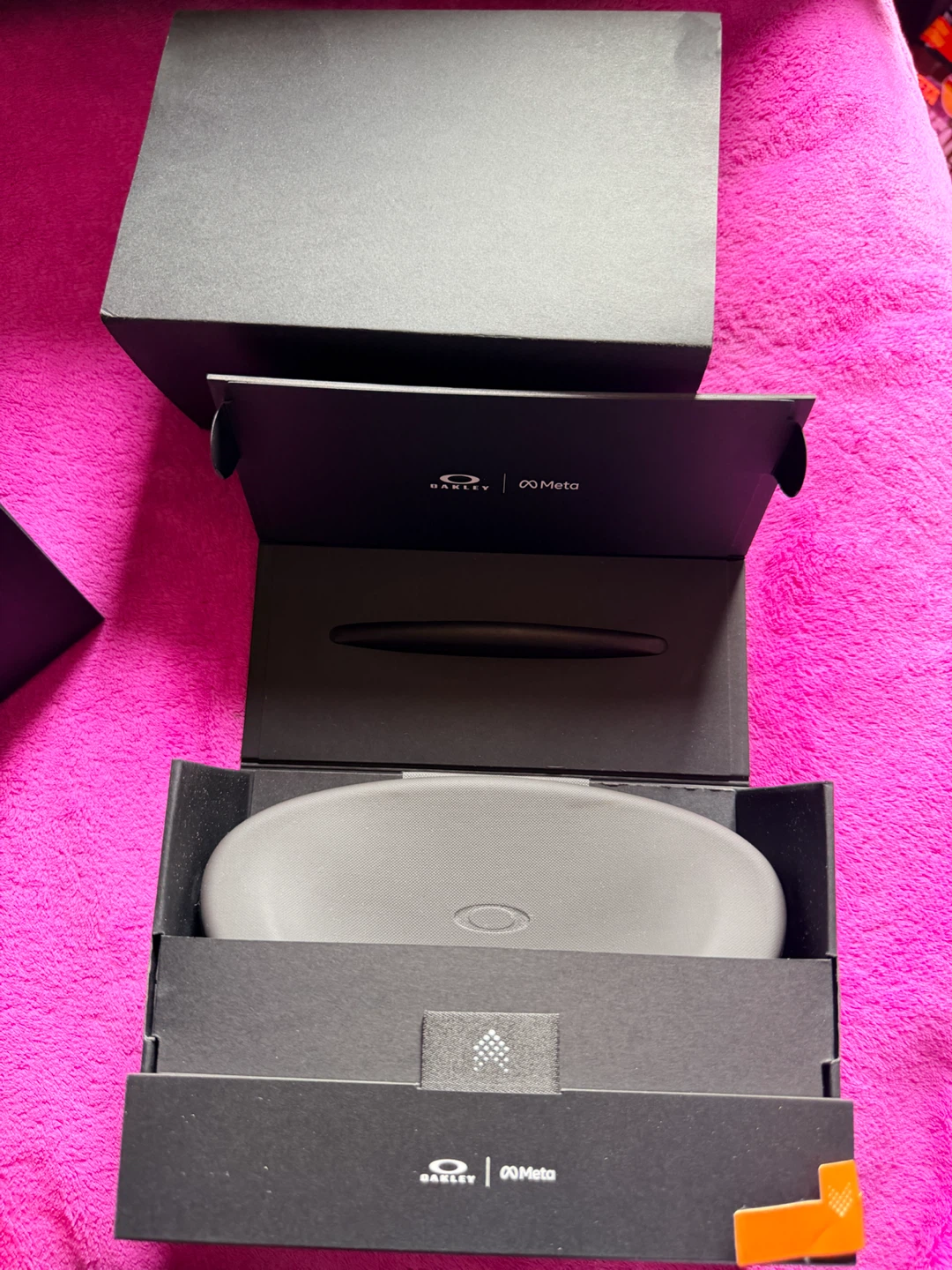 Oakley Meta Smart Glasses - photo 4
