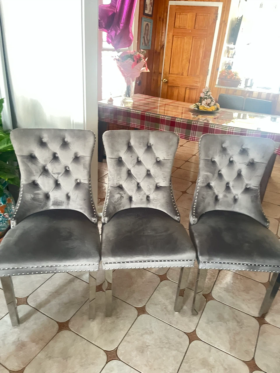 Set of 3 Grey Velvet Tufted Dining Chairs