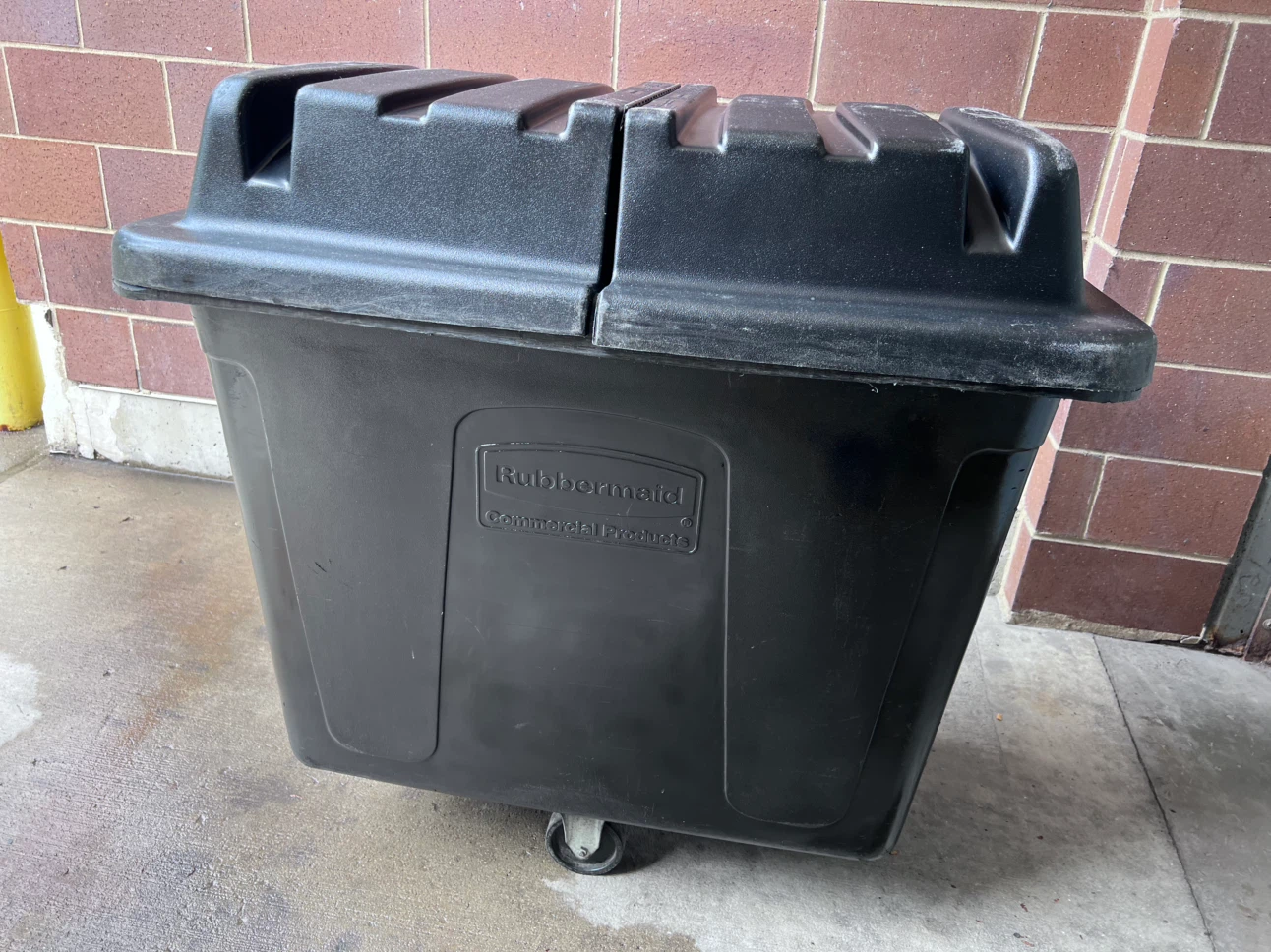 Rubbermaid Commercial Products Cube Truck - photo 3