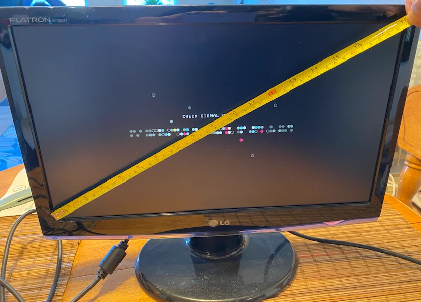 18” LG Flatron Monitor - photo 2
