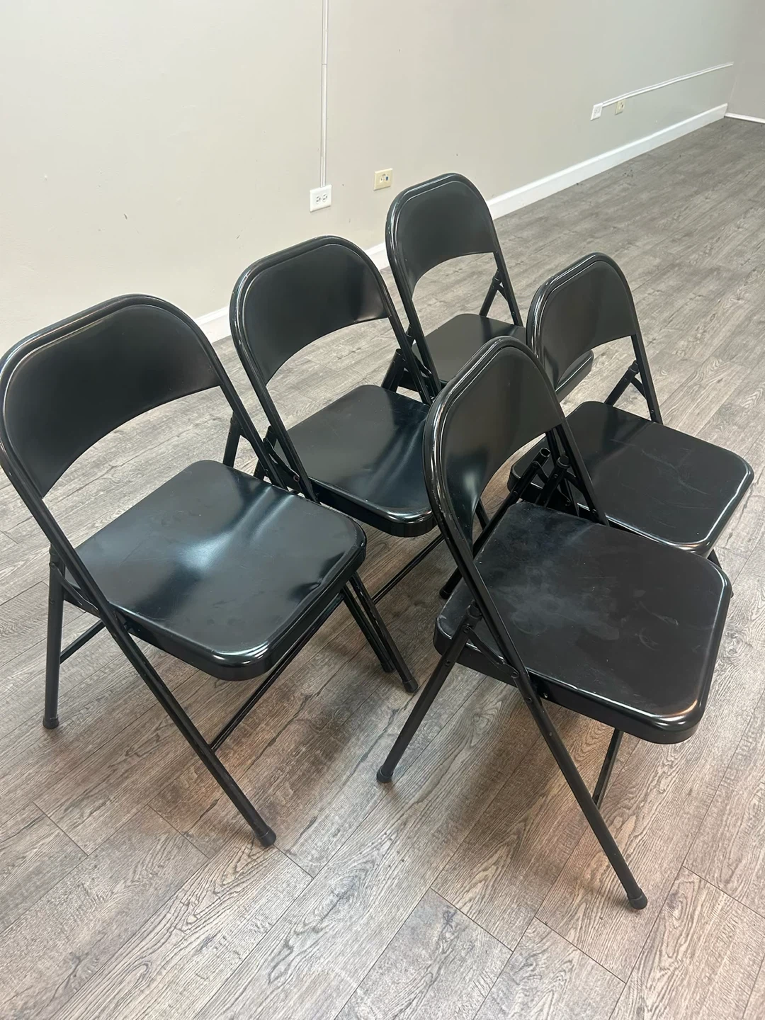 Folding Chairs / 25 in hand - photo 2