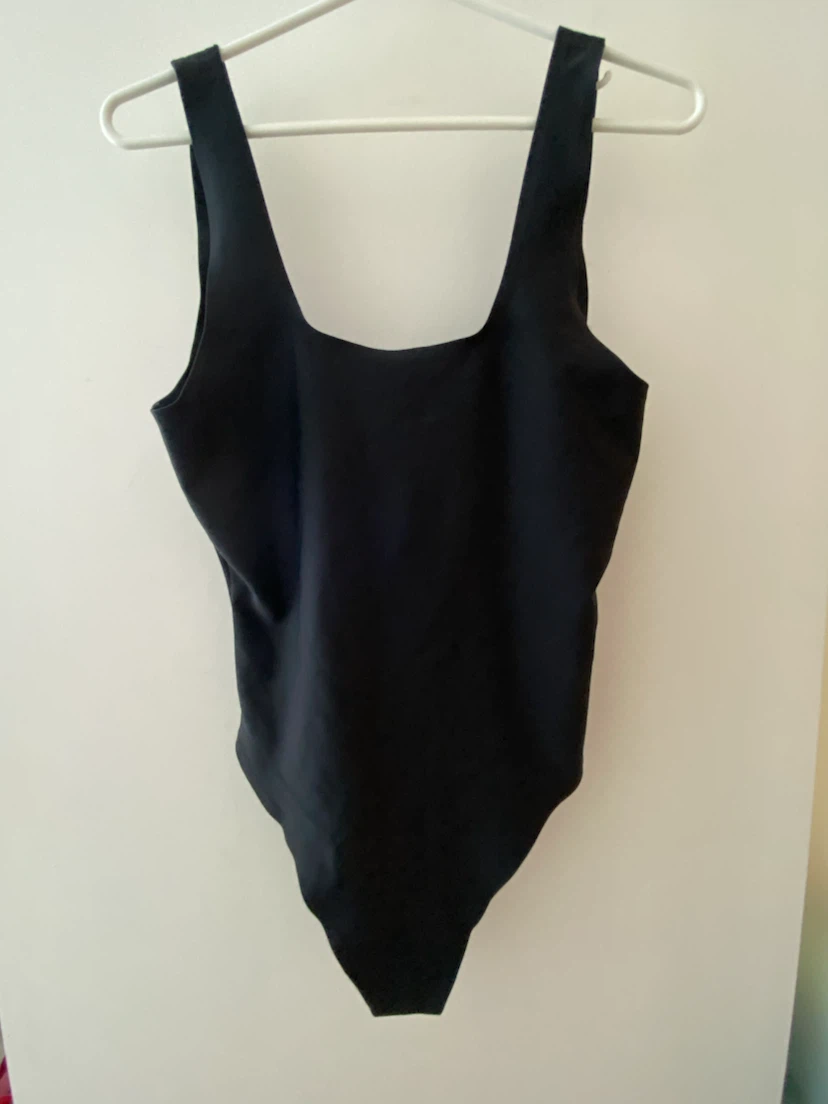 CLOSET CLEAR OUT PT. 3 - photo 5