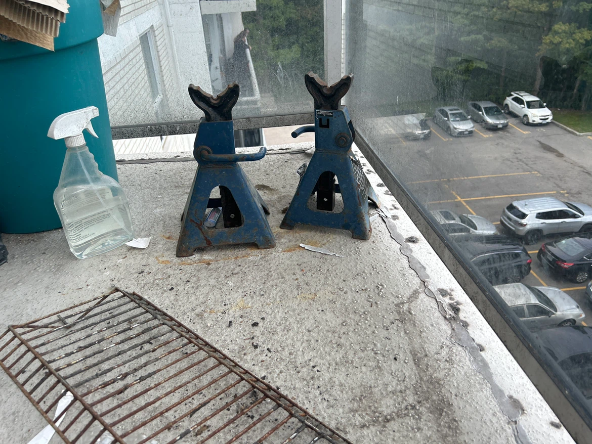 Pair of Blue Steel Jack Stands