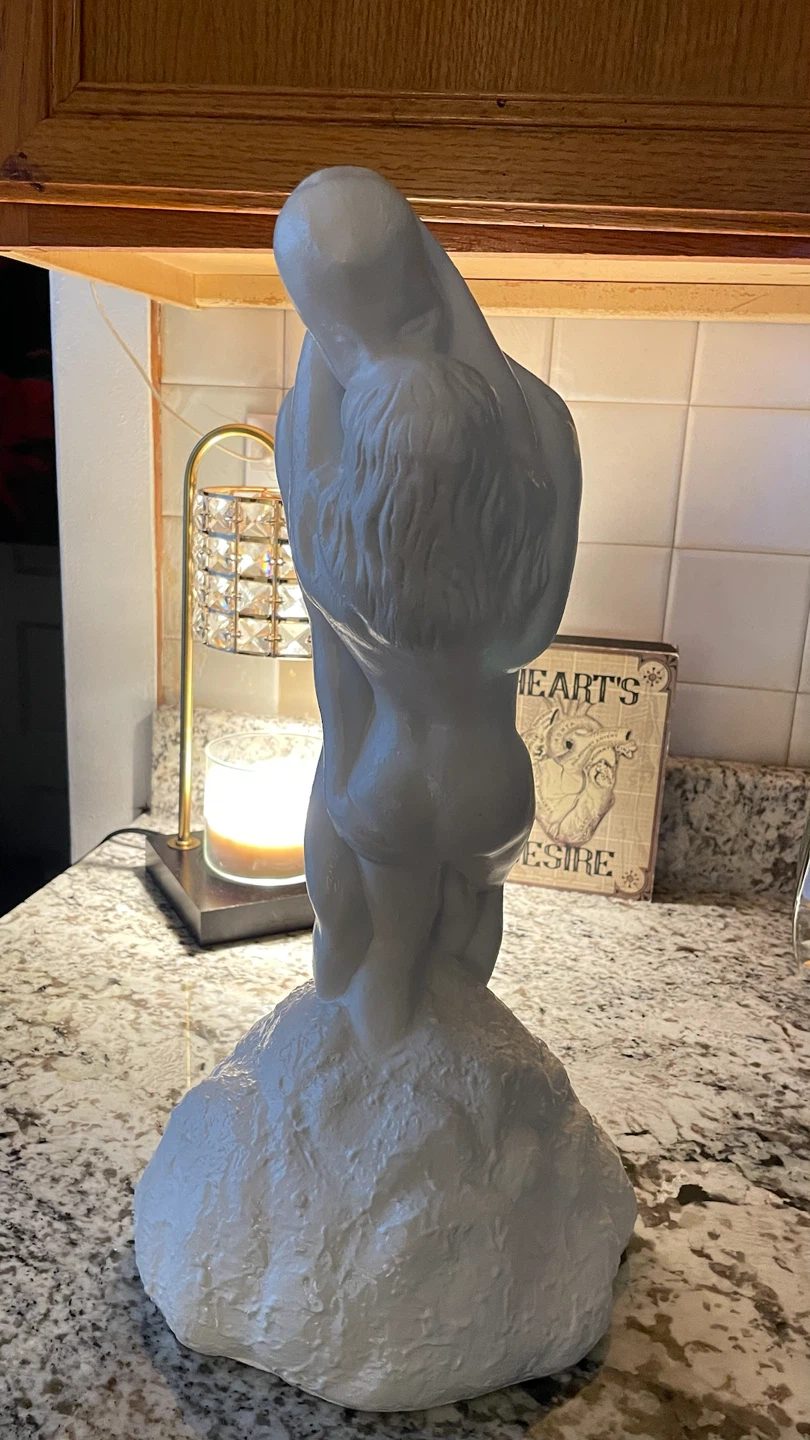 Handmade sculpture. 2 people kissing - photo 2