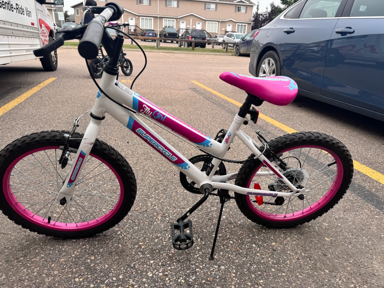 Supercycle Fly Girl 18-inch Kids Bicycle