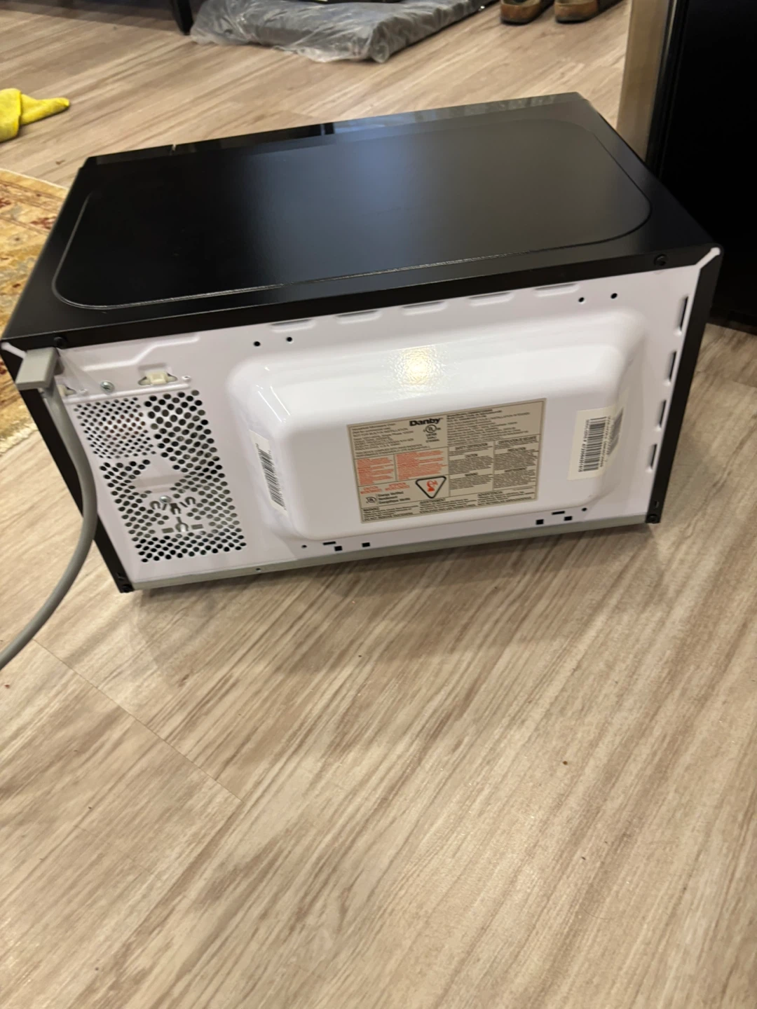 Danby Black Microwave - photo 5