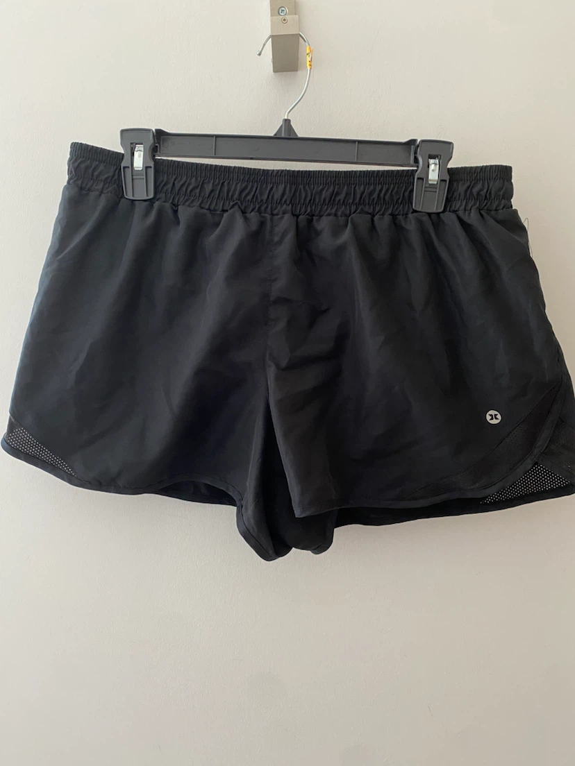 CLOSET CLEAR OUT PT. 4 - photo 4