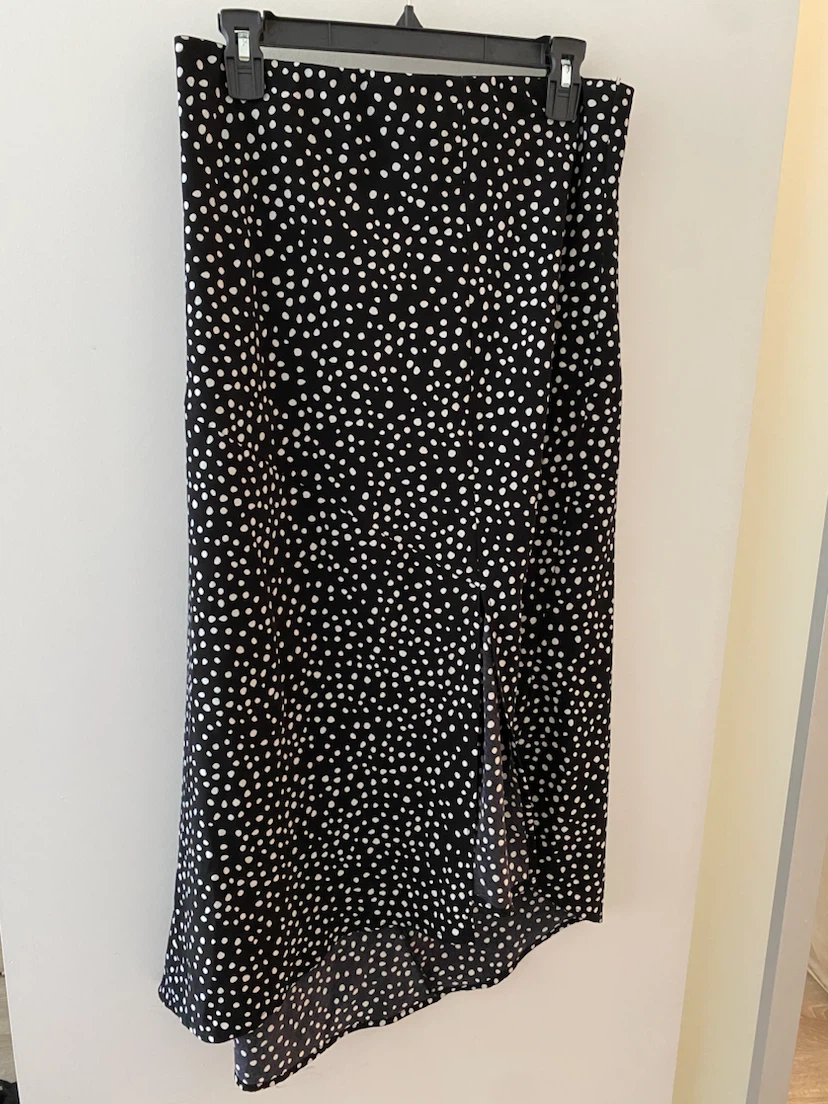 CLOSET CLEAR OUT PT. 4 - photo 3