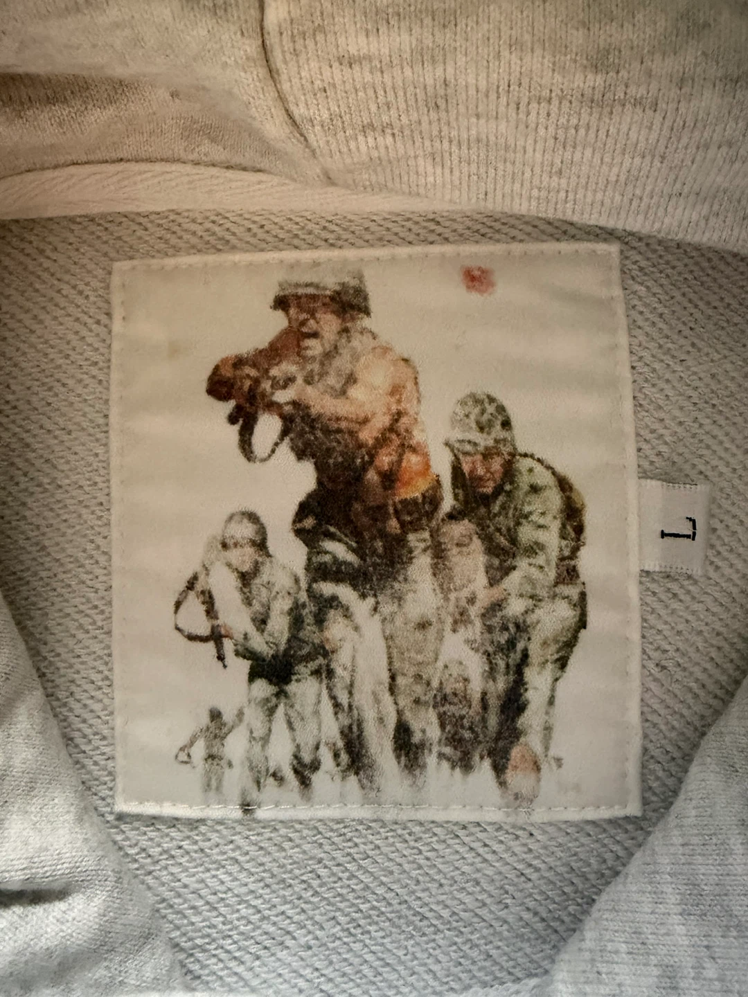 Peaceinwar hoodie size L - photo 3