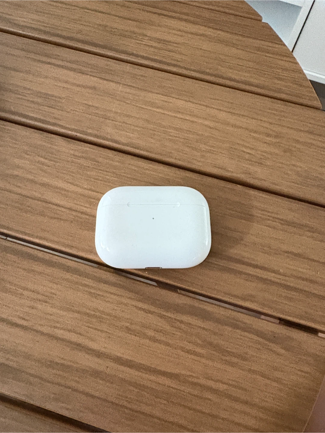 Apple AirPods Pro 1st Gen Wireless Charging Case - photo 2