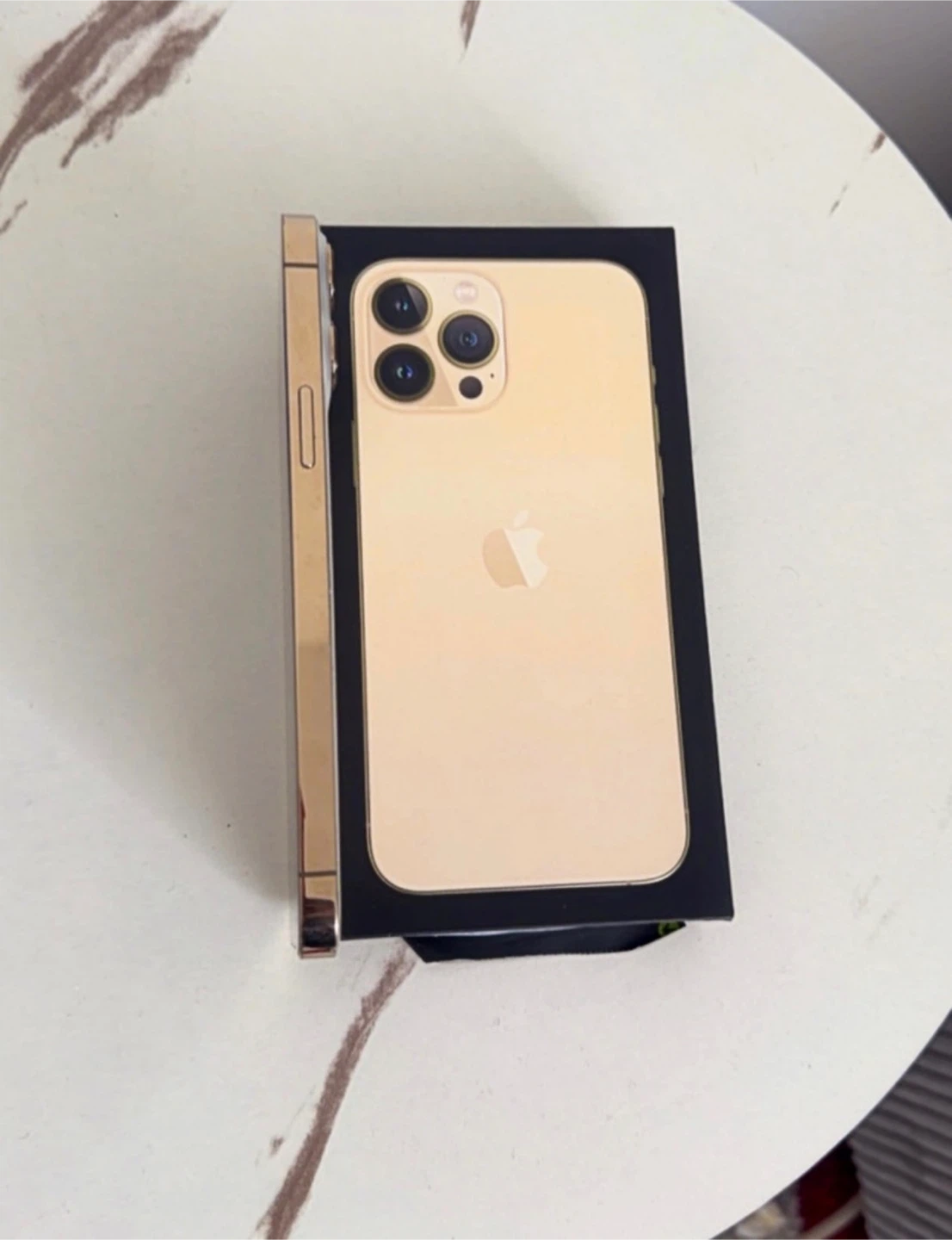 iPhone 13 Pro Max Gold