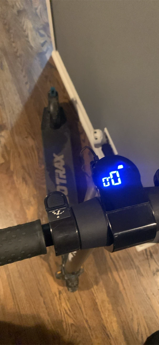 GOTRAX Electric Scooter - photo 3