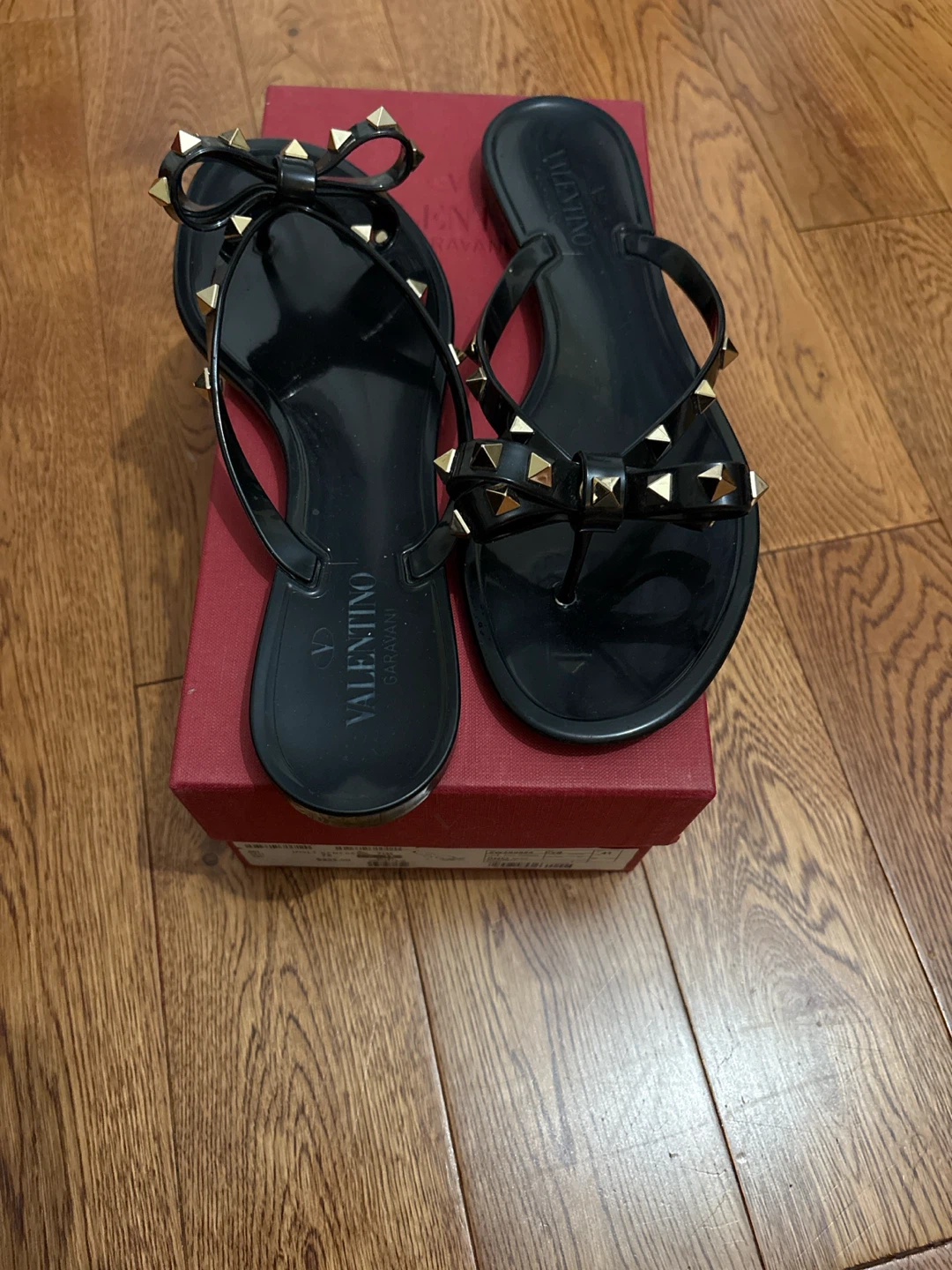Valentino Garavani Rockstud PVC Thong Sandals Size 41 - photo 2