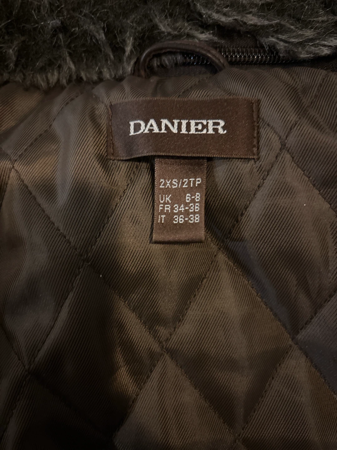 Danier Brown Leather Jacket with Faux Fur Collar - photo 2