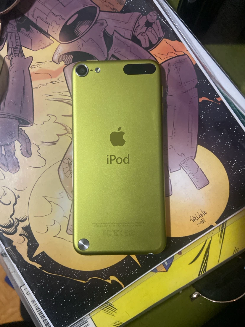 Apple iPod Touch Yellow - photo 2