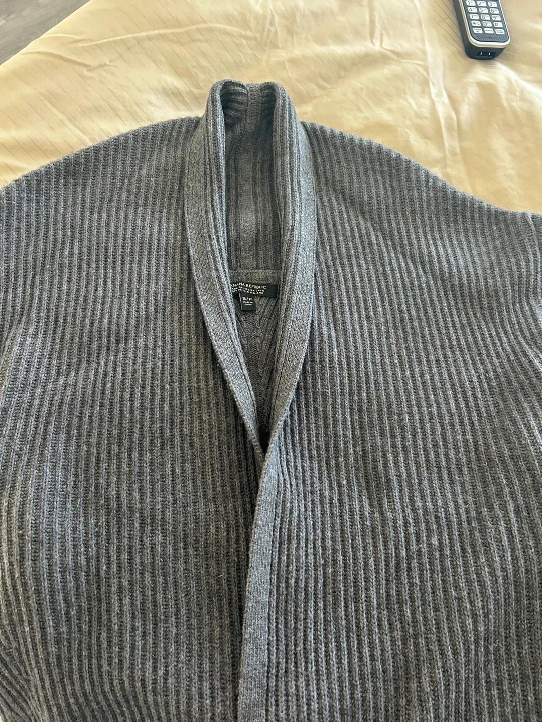 Banana Republic Grey Ribbed Cardigan - photo 2
