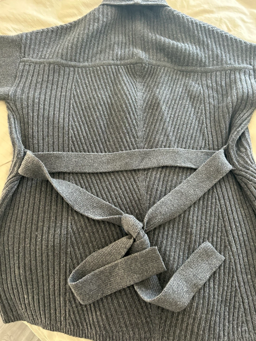 Banana Republic Grey Ribbed Cardigan - photo 4