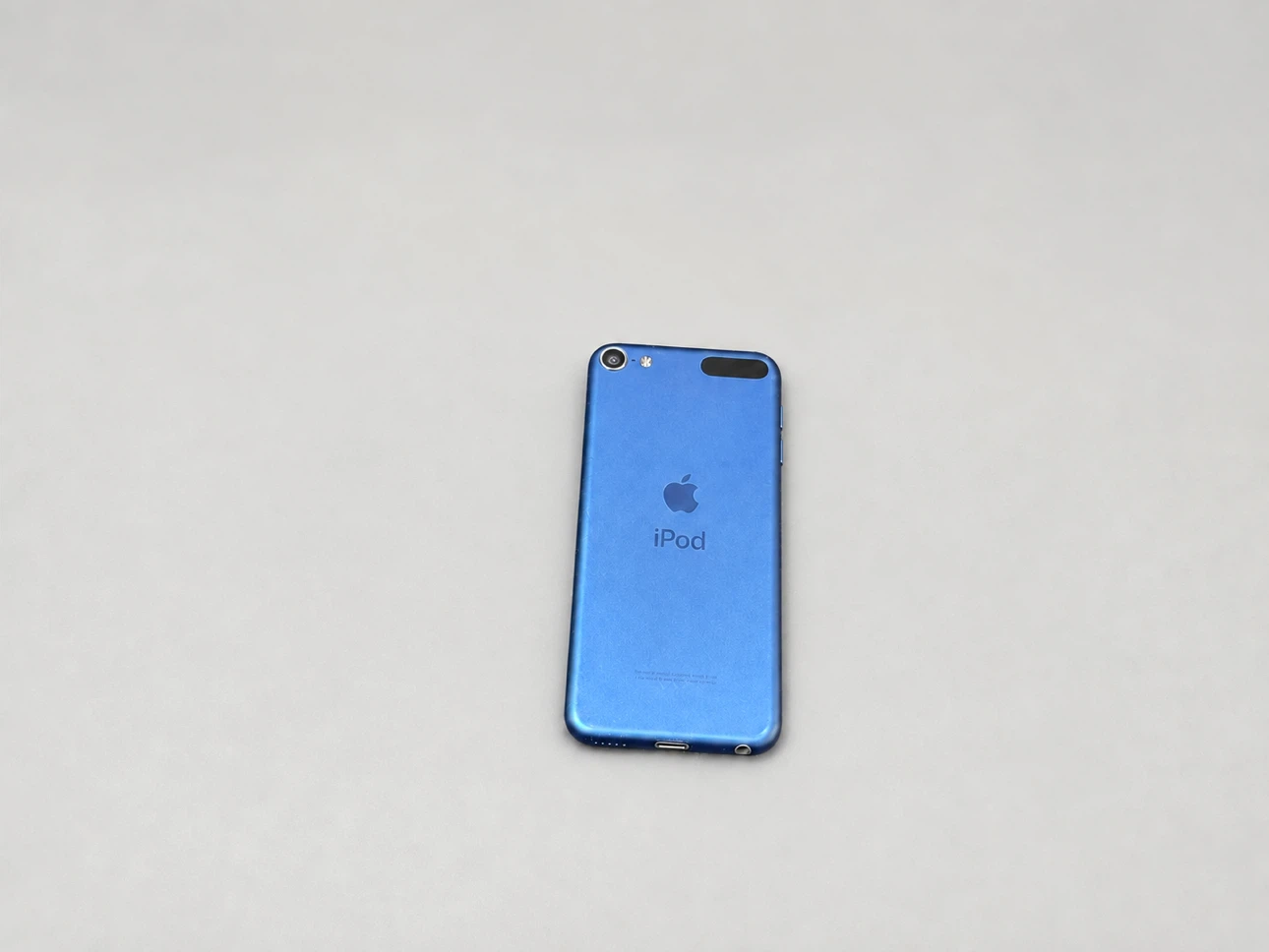 Apple iPod Touch 5th Generation – Blue – Working - photo 2