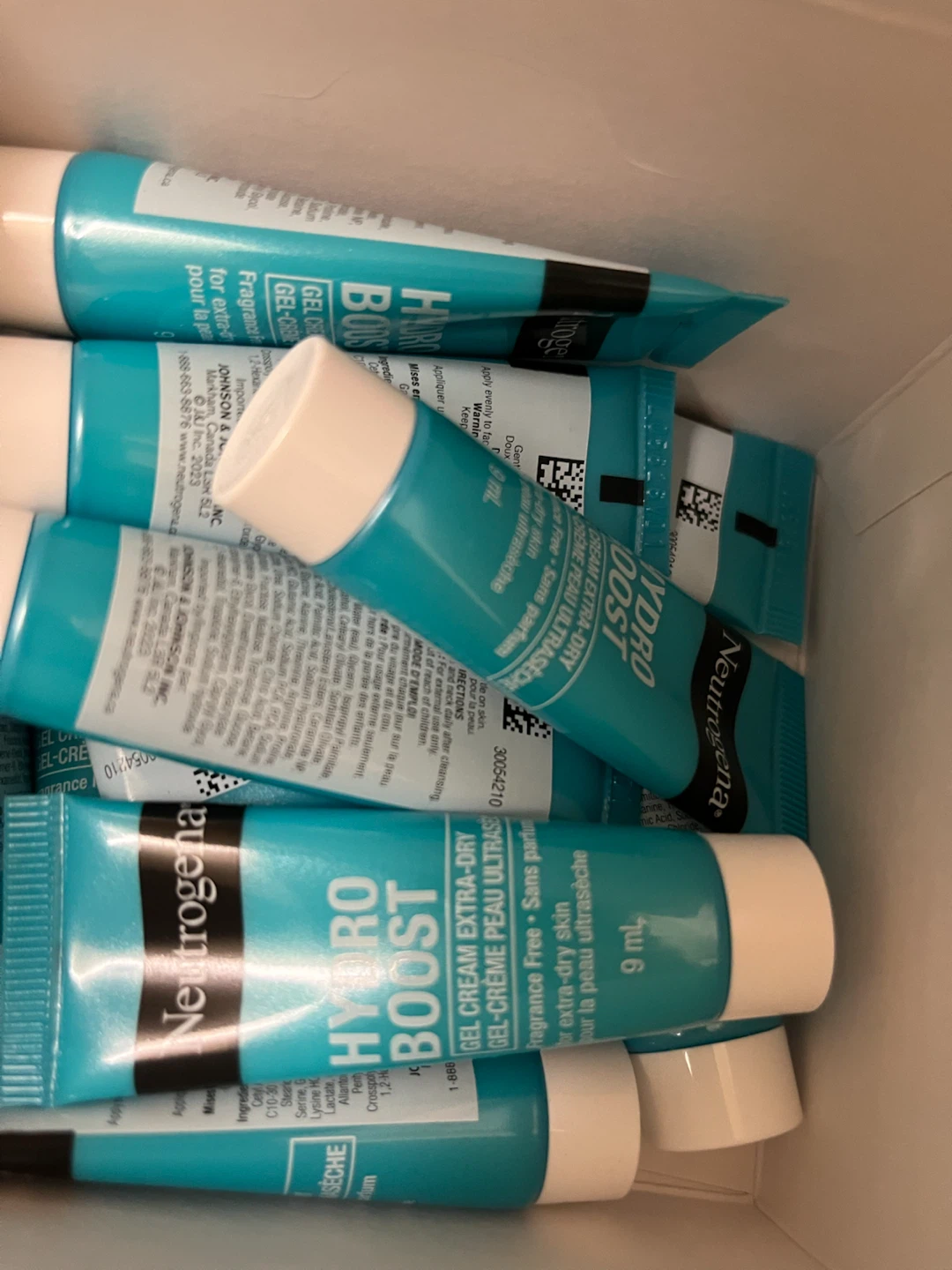 12 Neutrogena Hydro Boost Gel Cream Samples