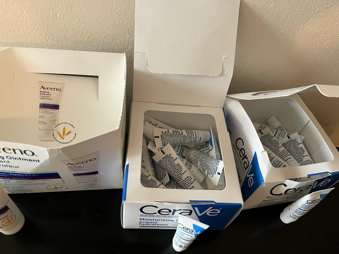Assorted Skincare Sample Collection - photo 3
