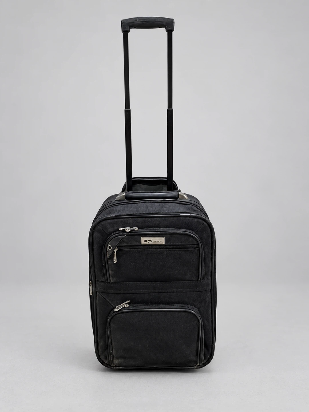 Heys Canada Small Carry-On Rolling Suitcase – Black – 2 Wheels