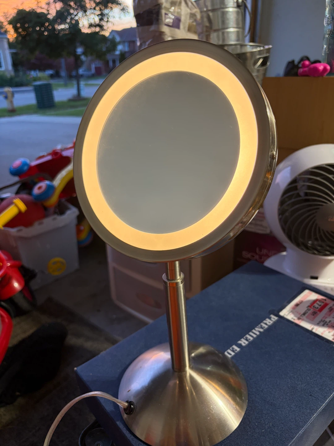 Round LED Tabletop Vanity Mirror - photo 2