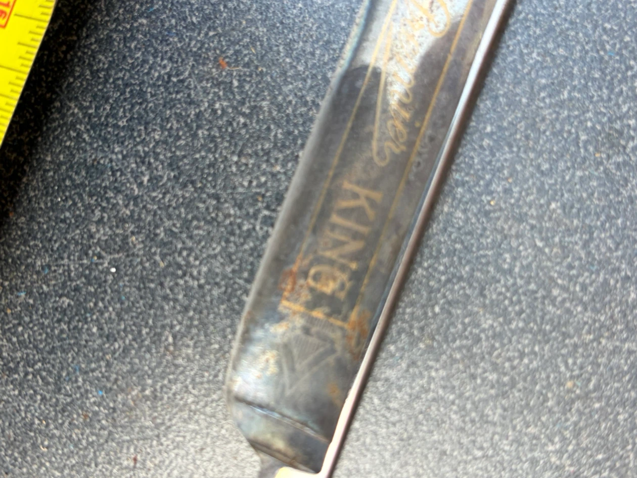 Vintage Pemier Cutlery Co. Canada Straight Razor in Box ! - photo 3