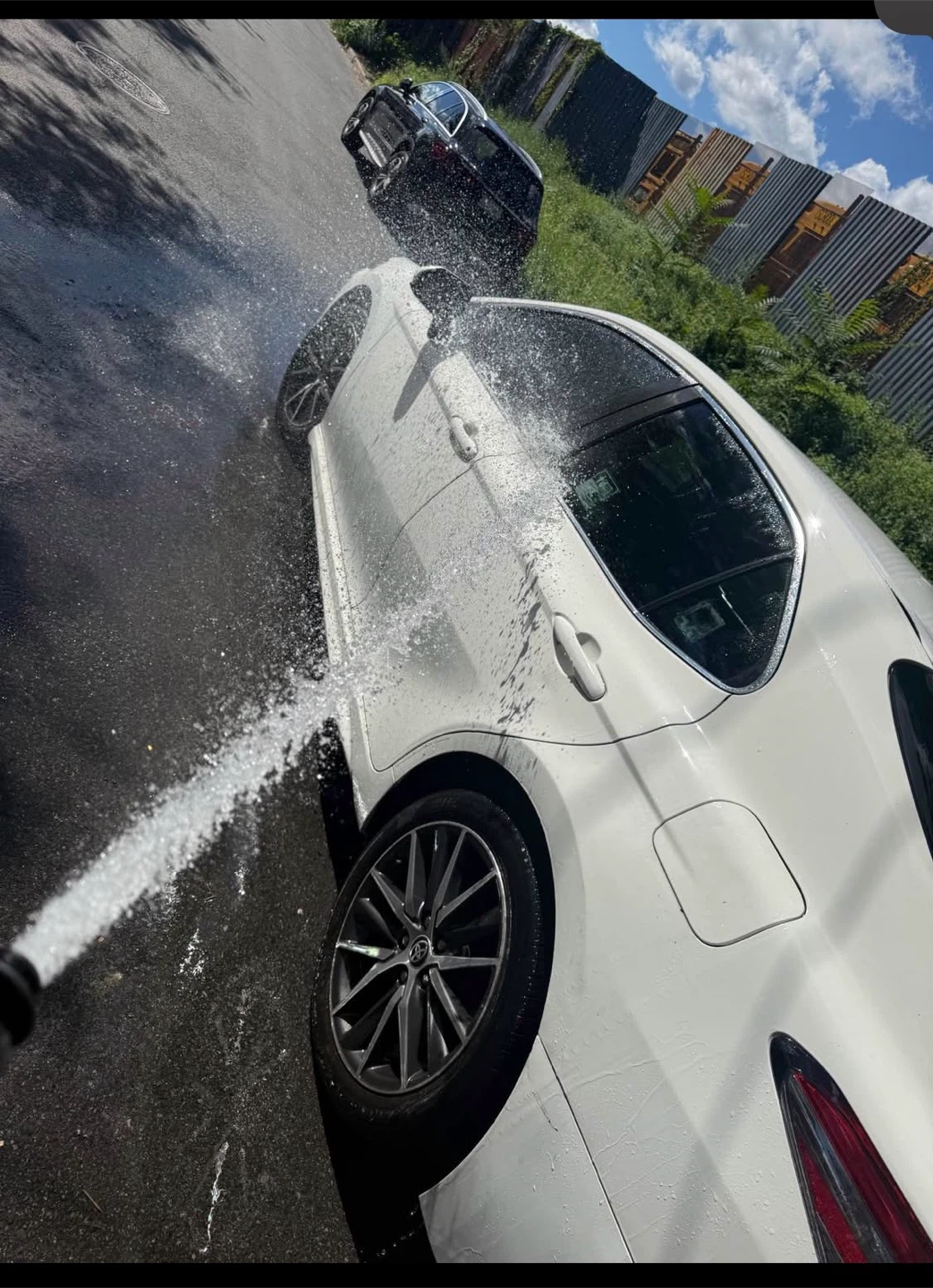 White Toyota Camry SE 2019 - photo 2