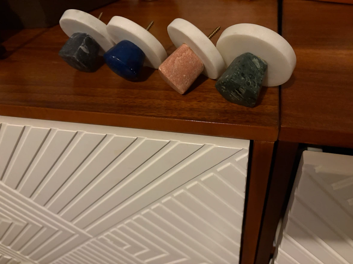 Set of 4 - West Elm Marble Medley Walk Hooks - photo 4