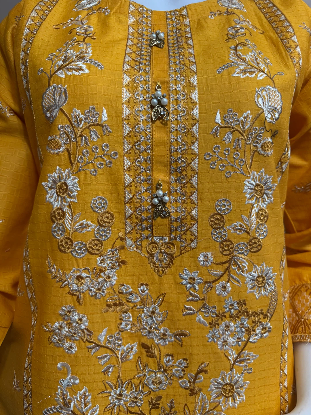 Cotton embroidered kurti /top - photo 4