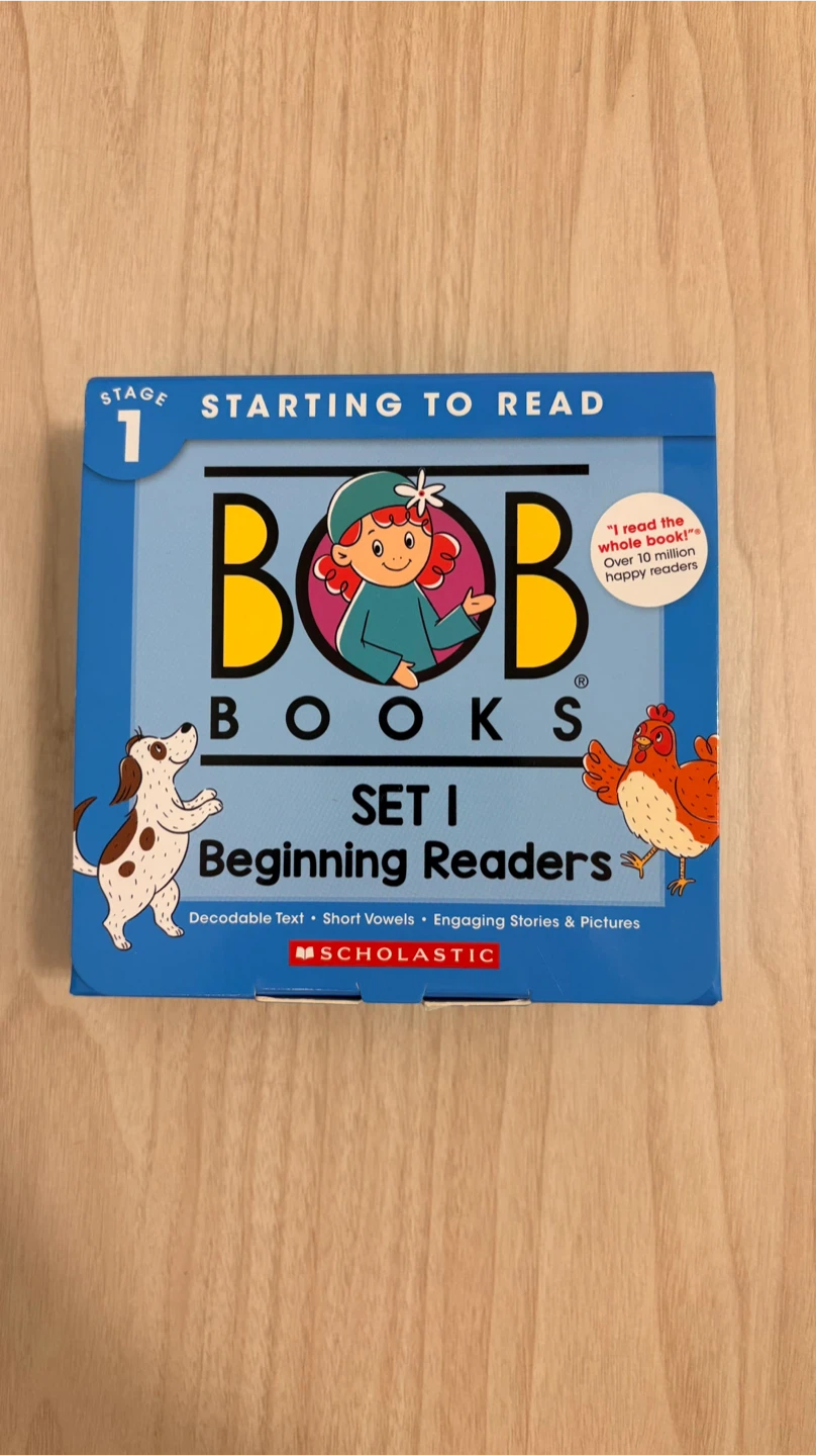 Bob Books - Set 1: Beginning Readers Box Set of 12 paperbacks
