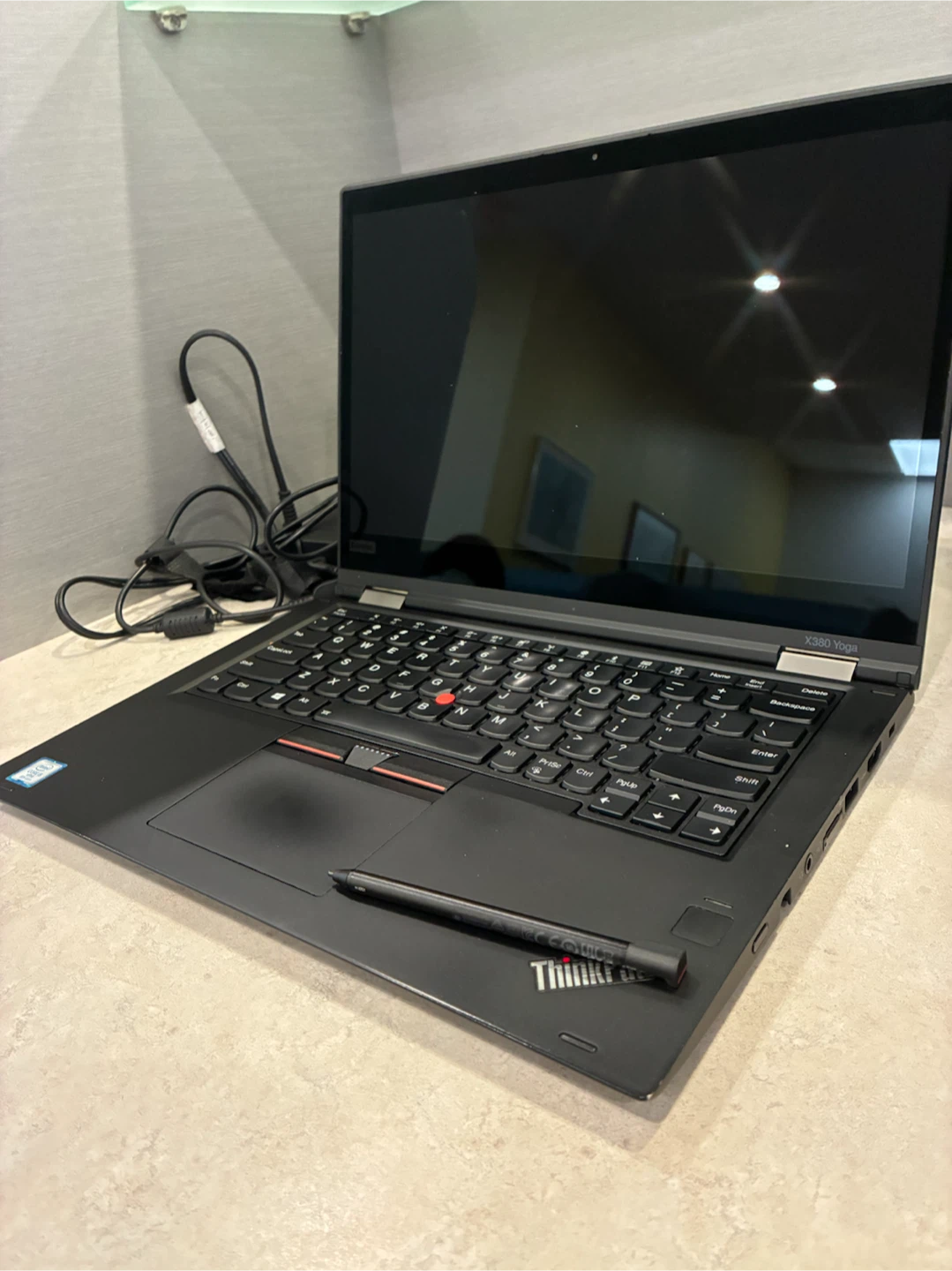 Lenovo ThinkPad X380 Yoga Laptop - photo 2