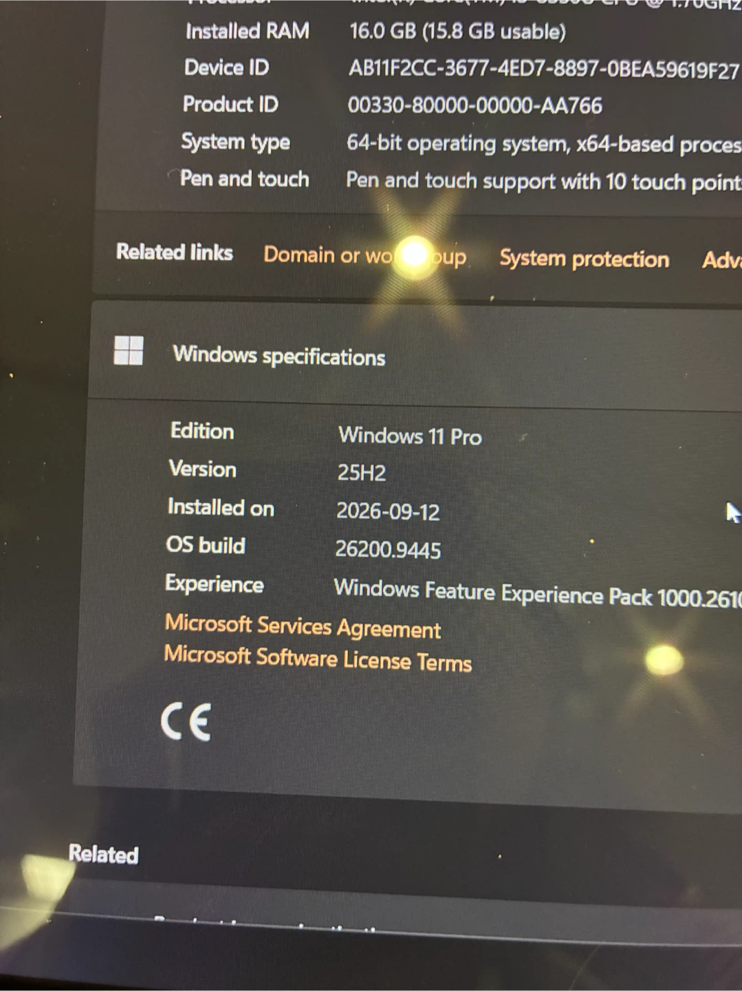 Lenovo ThinkPad X380 Yoga Laptop - photo 5
