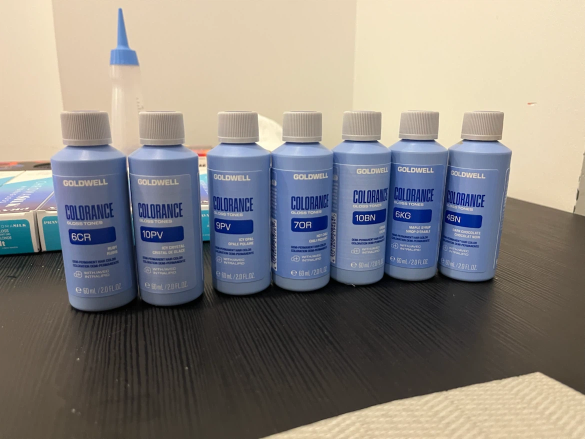 Professional Hair Colour and Developer Supply Bundle - photo 3