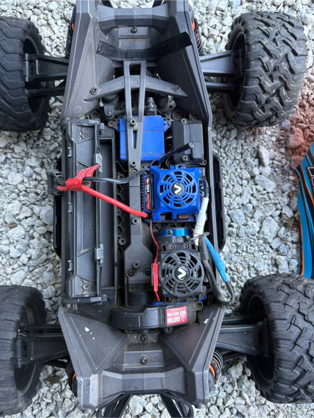 Traxxas Maxx RC Monster Truck - photo 2