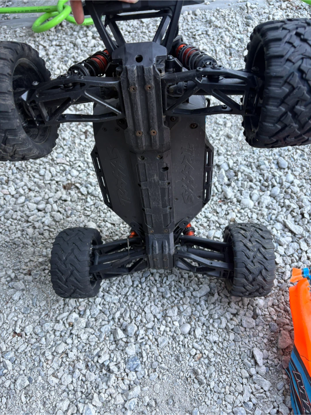 Traxxas Maxx RC Monster Truck - photo 3