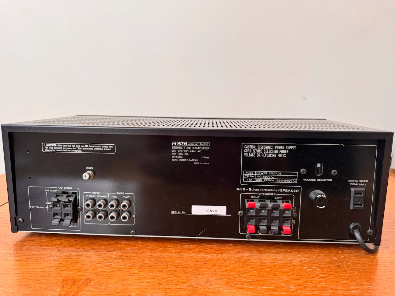 TEAC TA-680 Stereo Tuner Amplifier - photo 2