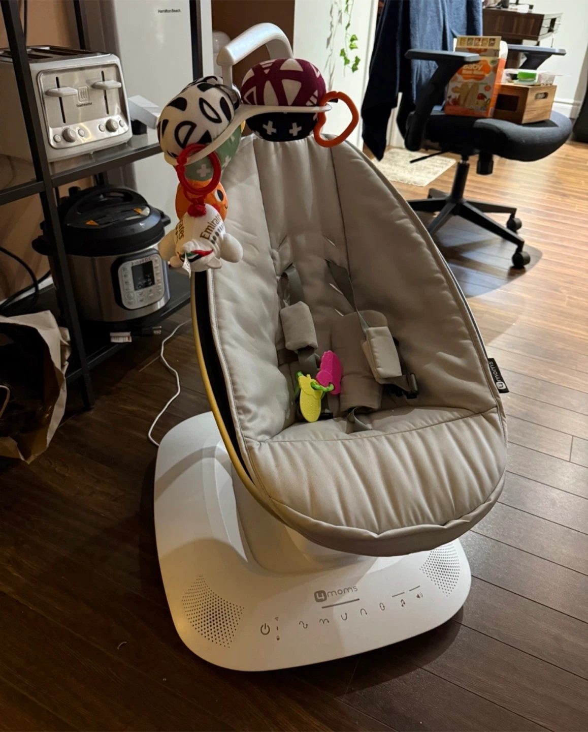 4moms MamaRoo Baby Swing