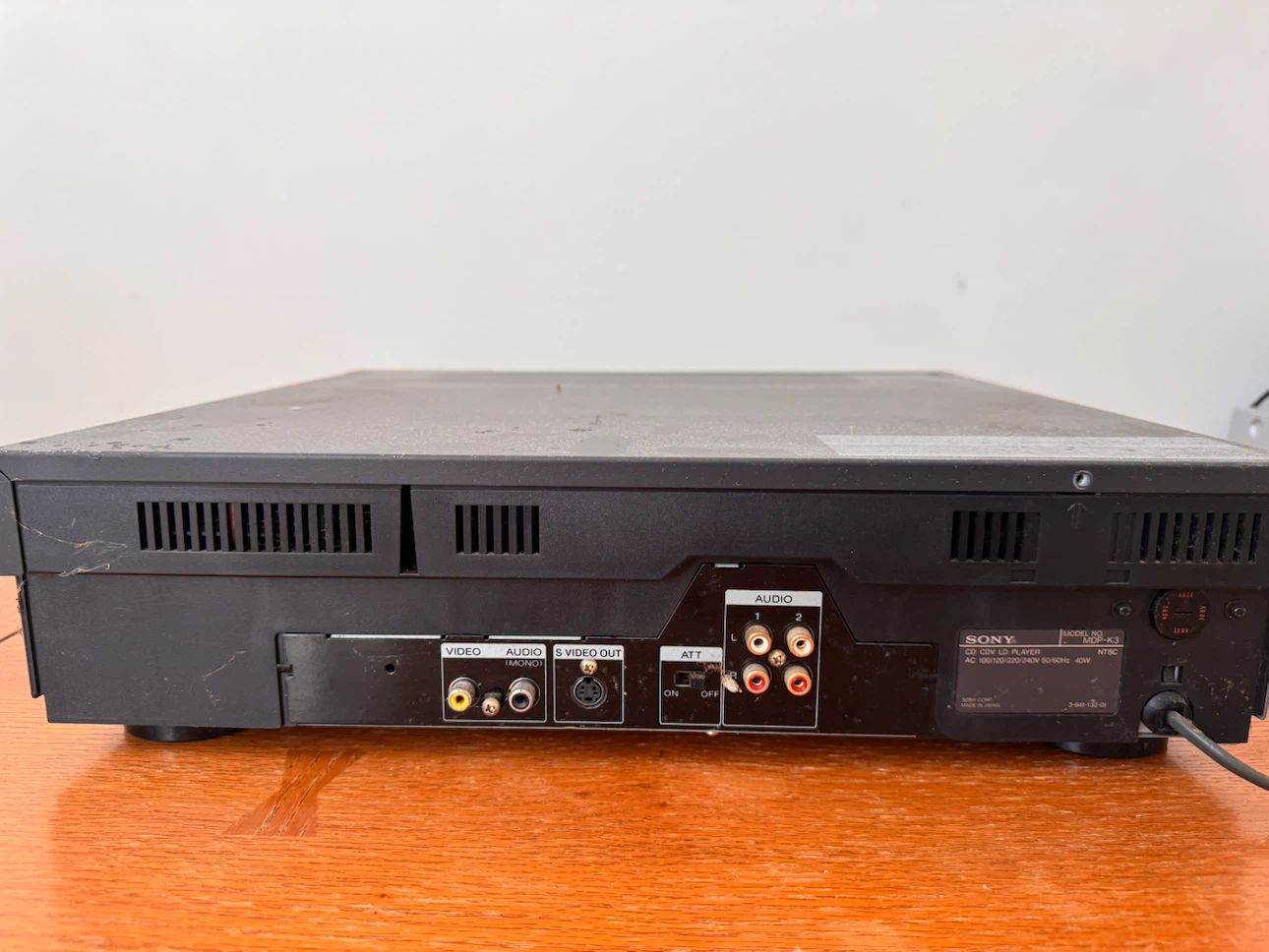 Sony LaserDisc CD CDV Player MDP-K3 - photo 2