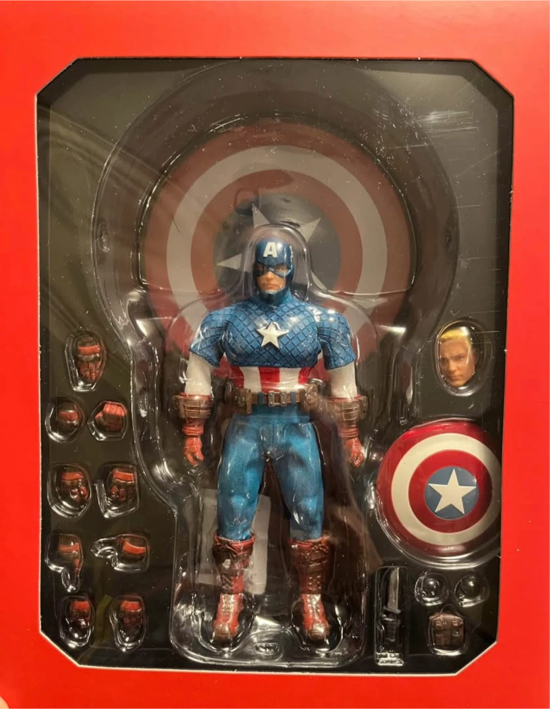 Mezco One:12 Collective Captain America Action Figure