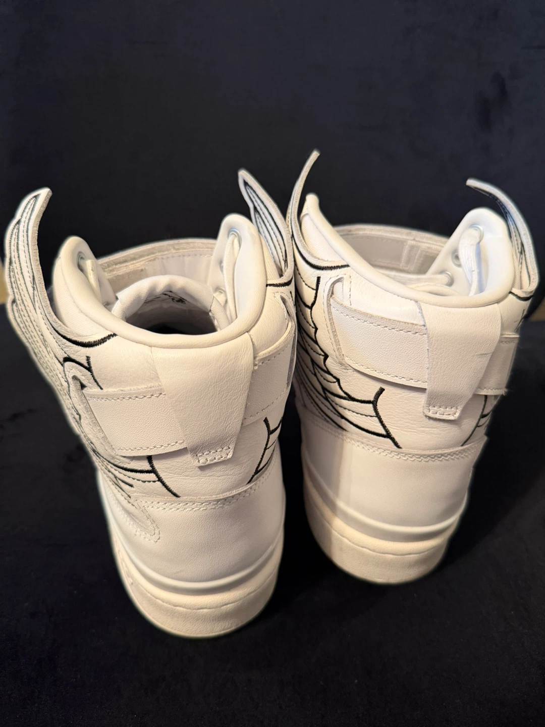 Women’s size 7 Adidas Jeremy Scott Forum Wings White - photo 3